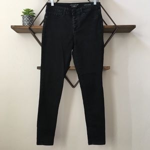 Jennifer Lopez Super Skinny High Rise Button Up